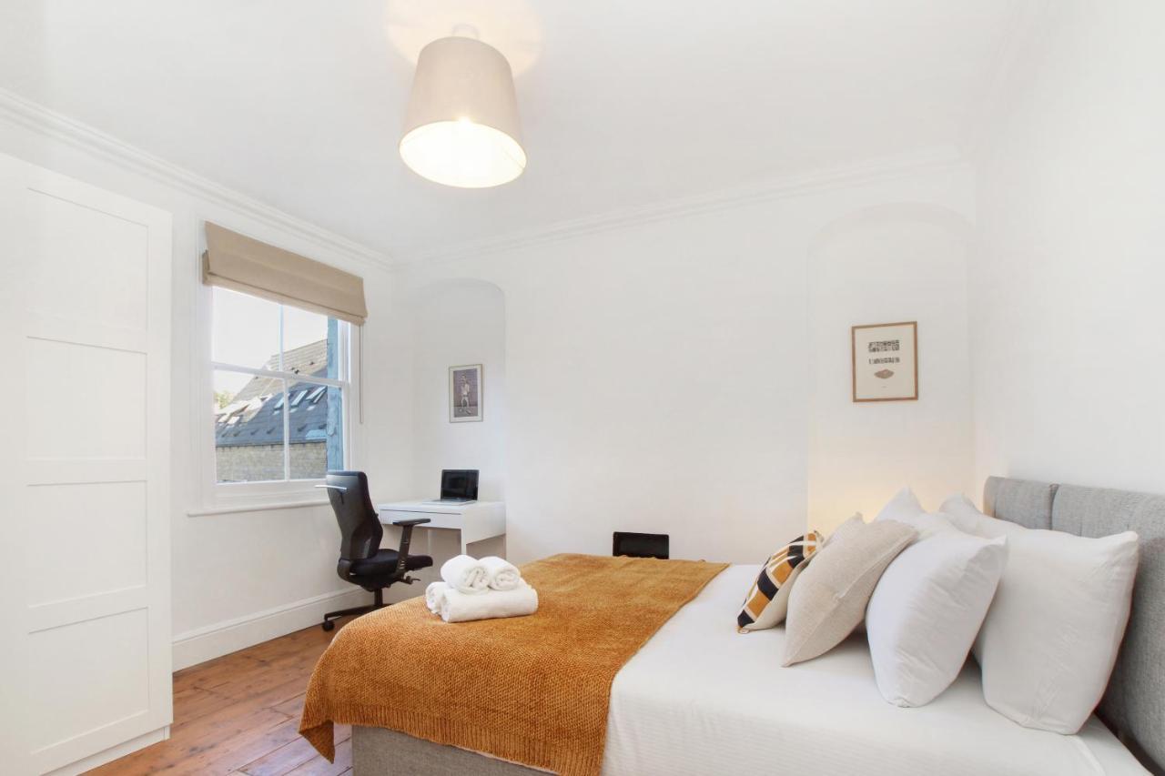 Ferienwohnung Bright, Stylish & Cosy 3-Bed Flat Near Mile End London Exterior foto